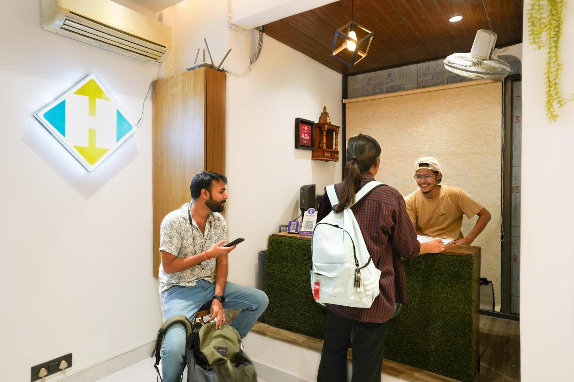 Hide-In Hostel Delhi New Delhi Luaran gambar